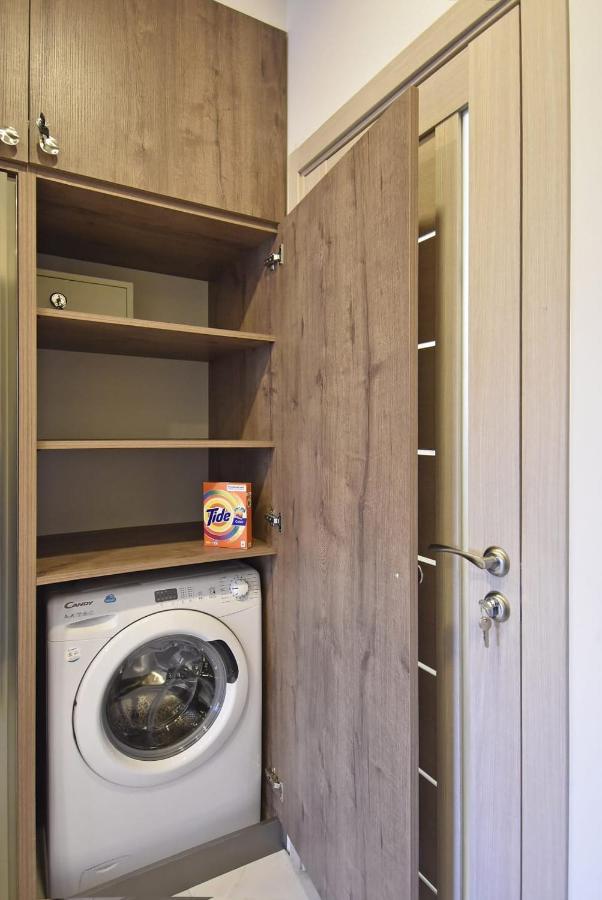 Home4You City Center Apartments Yerevan Bagian luar foto