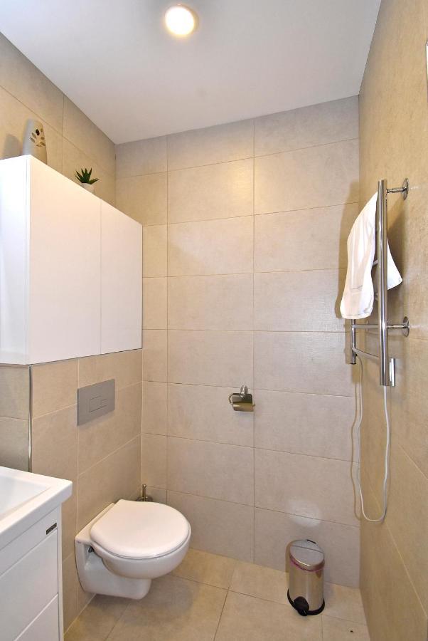 Home4You City Center Apartments Yerevan Bagian luar foto