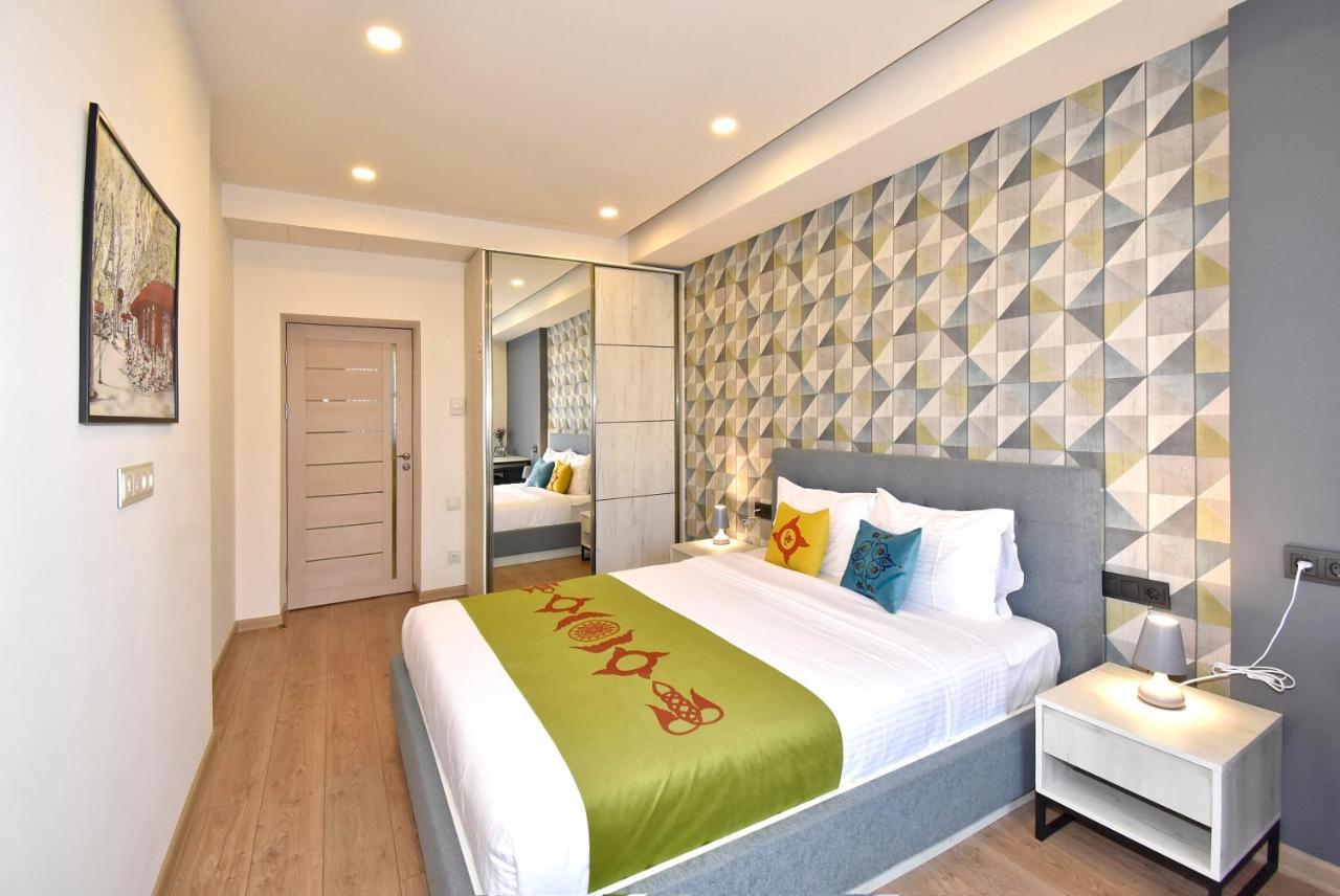 Home4You City Center Apartments Yerevan Bagian luar foto